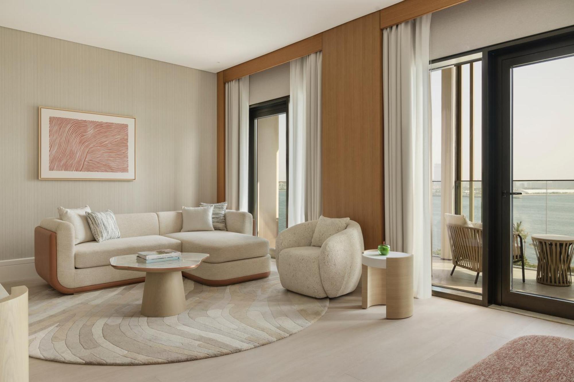 凯撒宫殿蓝水酒店 迪拜 外观 照片 A living room at the hotel