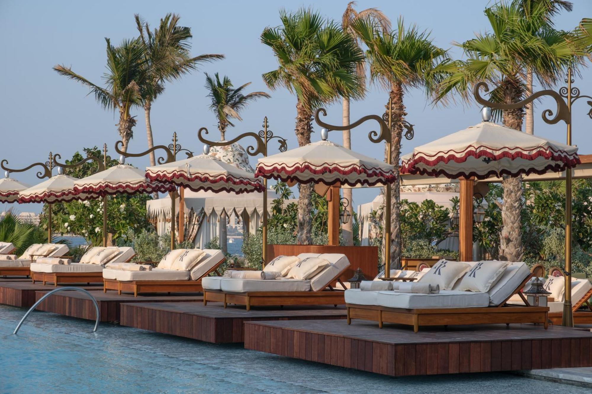 凯撒宫殿蓝水酒店 迪拜 外观 照片 The Cove Beach Club